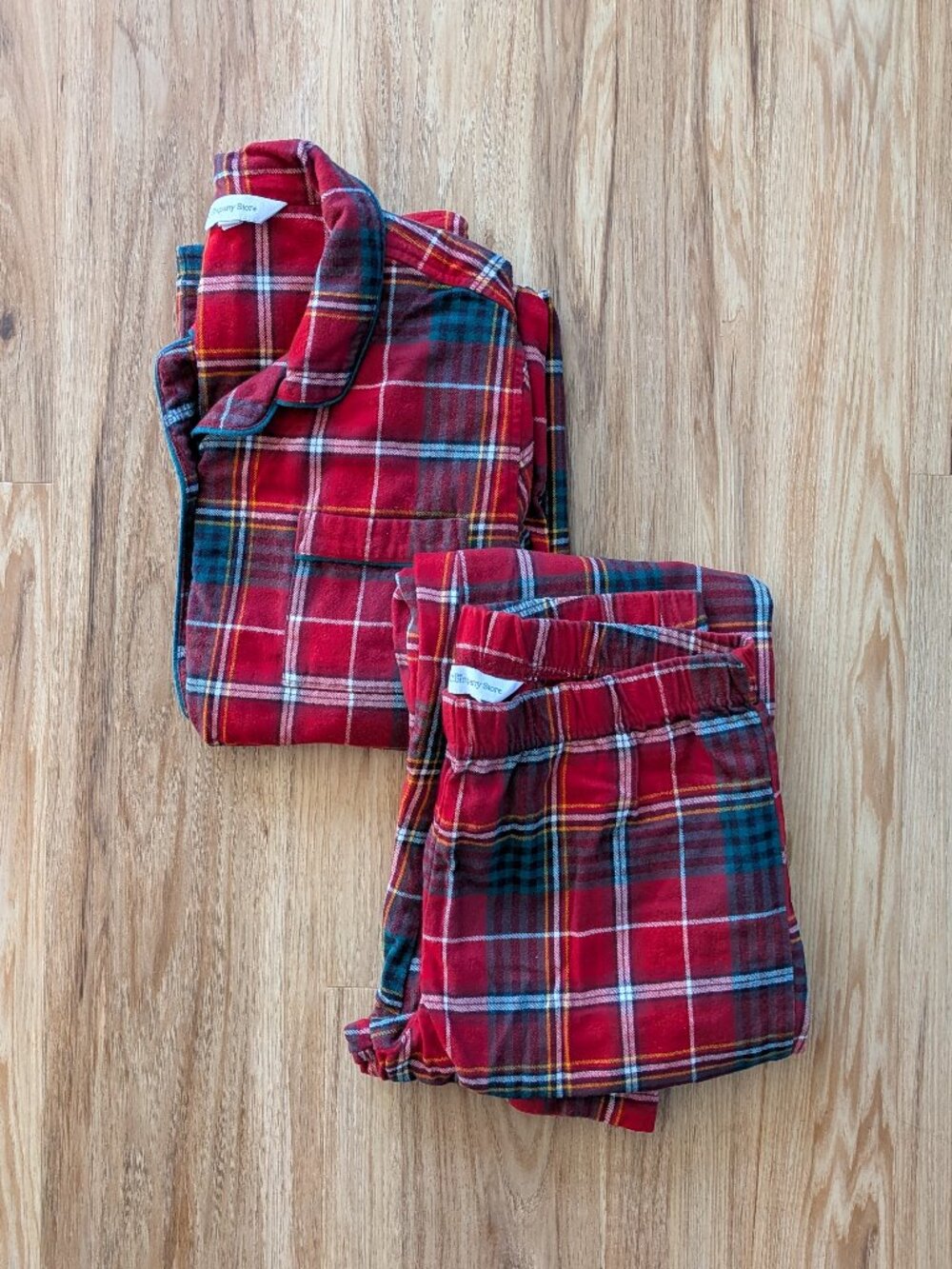 The Company Store Flannel Pajamas (PJs) Children's Size 14-16 Like New boy girl